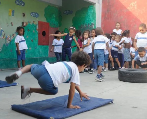 Escolas públicas têm até sábado para regularizar pendências com FNDE
