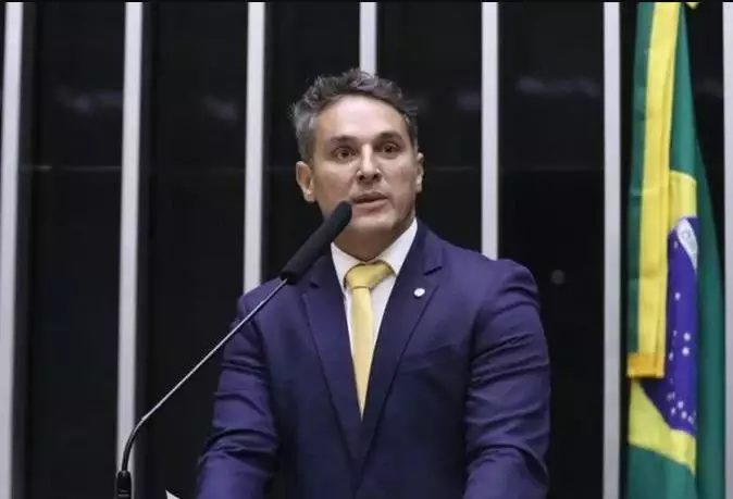 Governador eleito do RS, Luciano Zucco, afirma que houve “interferências abusivas” nas eleições presidenciais