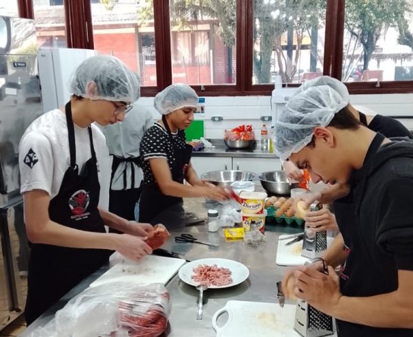 Inclusão na prática: Programa de Educação Profissional da FCEE está com vagas abertas para 2027
