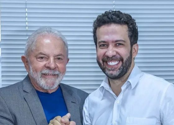 Janones anuncia live com Lula nesta quinta-feira (22): ‘avisa o Brasil inteiro’