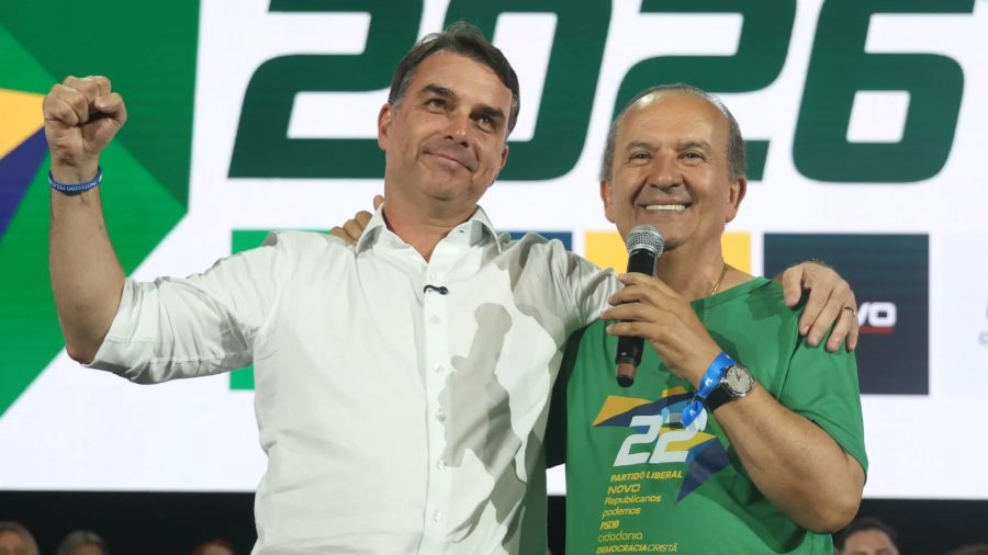 Jorginho Mello aceita convite de Flávio Bolsonaro para acompanhar debate da Globo no RJ