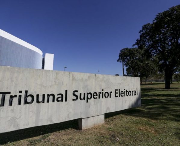 Kassio reúne campanhas de Lula e Flávio e alerta para alta de ações