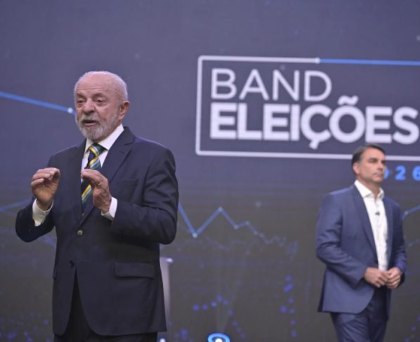 Lula aceita contraproposta de Flávio para quebra de sigilo bancário