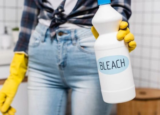 Marca de água sanitária tem venda proibida pela ANMAT