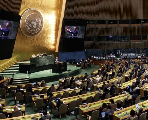 ONU aprova resolução contra embargo dos EUA a Cuba