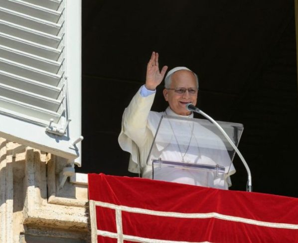 Papa já está internado para retirada de nódulo no pulmão