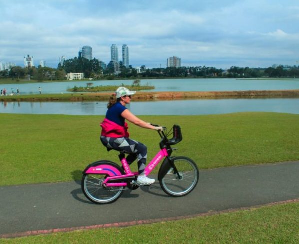 Prefeitura de Curitiba é oficiada por Goura, que cobra balanço sobre ciclovias