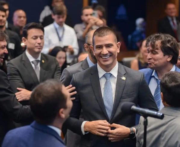 TRE-RJ retotaliza votos e confirma eleição de Douglas Ruas (PL) no 1º turno