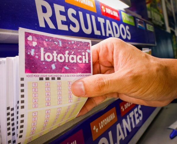 Três ganhadores dividem prêmio principal da Lotofácil 3815. Veja resultado