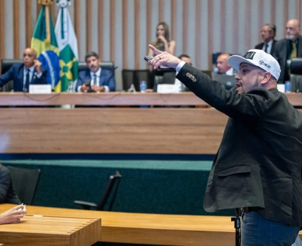 Tribunal Regional Eleitoral do DF rejeita ação de Celina Leão contra Max Maciel por críticas à candidata
