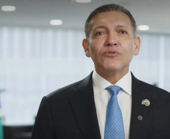 TSE nega acusação de Flávio sobre expulsão de fiscais de sala-cofre